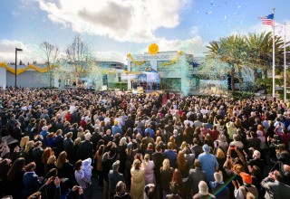 More than 2,000 Scientologists and guests gather on Sunday, February 18, to celebrate the spectacular grand opening of the Church of Scientology of Silicon Valley.