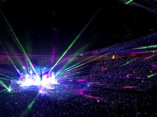 Coldplay Lights Up Everyone on A Head Full of Dreams Tour