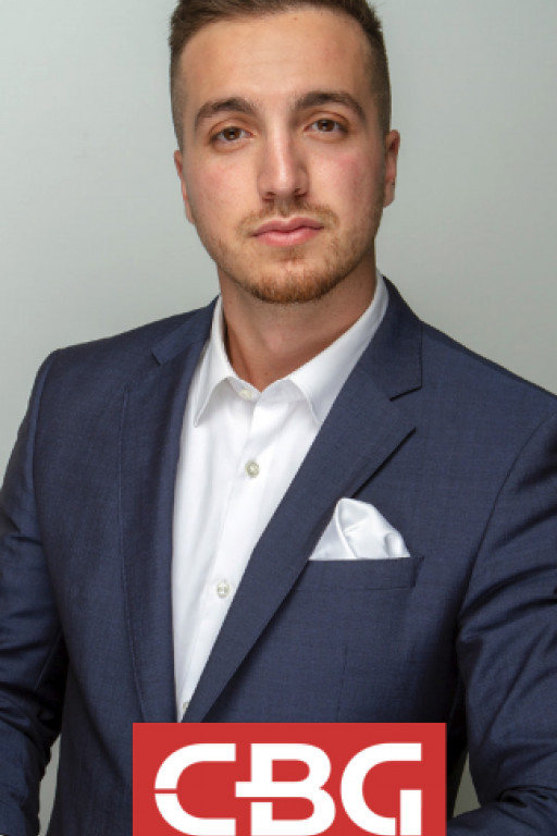 Christopher Bonil Selected to Be Featured in the Ontario Edition of Top Agent Magazine