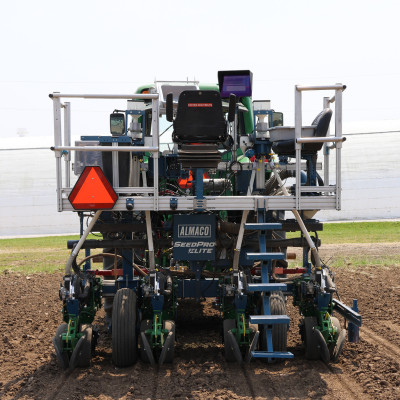 Introducing the ALMACO SeedPro Elite Research Planter