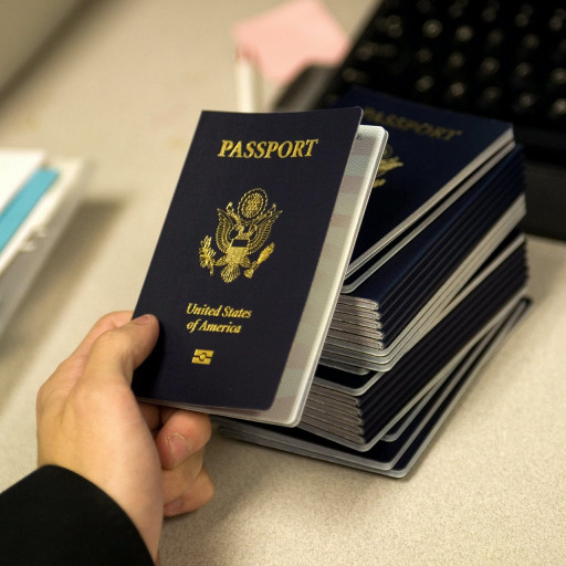 Americans Gave Up Citizenship in Record Numbers in 2020, Up Triple From 2019, Reports Tax Specialists Americans Overseas