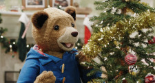 Paddington Saves Christmas
