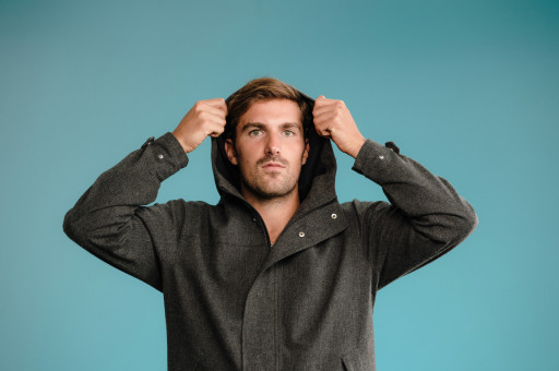 Re&#235;n Launches with Release of Sustainable and Waterproof Luxury Jacket