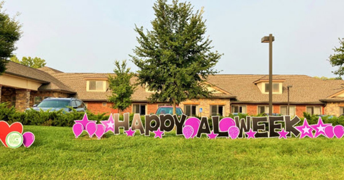 Glenwood Celebrates Staff and Residents During National Assisted Living