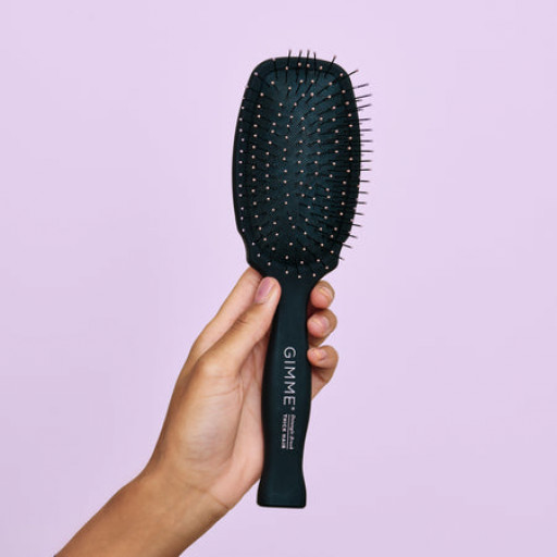 With Innovative Design, GIMME Beauty's Detangling Hairbrush is 'Game-Changing'