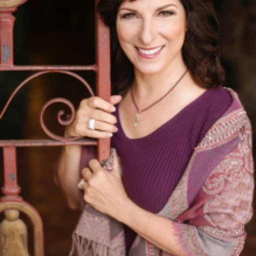 "Treasure Hunting in Your Astrology Chart" With Feng Shui Master Kathleen Zemansky May 13, 2017 in Kentfield, California