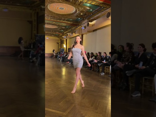 Vintage Luxury (USA) @CoutureFashionWeek Makes A Beautiful Presentation Of Desire