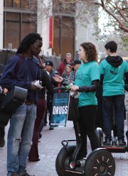 Drug-Free World volunteers roll through
San Francisco's Embarcadero with the
truth about drugs.