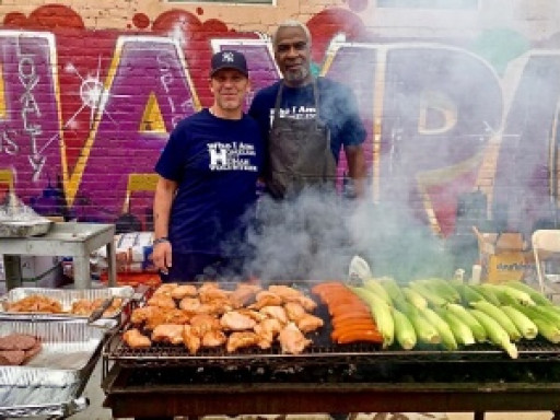 Retired NBA All-Star Charles Oakley Will Chef It Up for the Skid Row Community TODAY