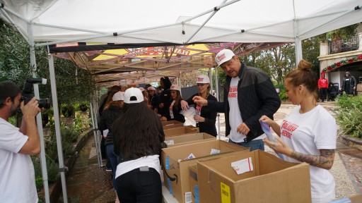 Pot-Heads Unite to Help LA's Homeless Community