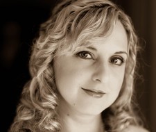 Annie Melik will be exhibiting watercolor paintings with the Grace Arts Center.