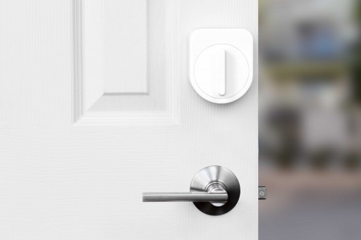 Sesame Smart Lock Replaces the Keys with Smartphone Apps