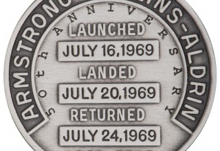 Silver-Plated Apollo 11 Robbins Medal Commemorative, Reverse Side