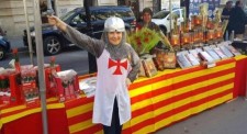 Spanish Scientologists Celebrate Sant Jordi Festival With Books and Roses