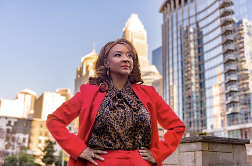 Dr. Lisa Lindsay Wicker to Host Women's History Month Gala for Women Game-Changers, Headliners, and Next-Gen History-Makers