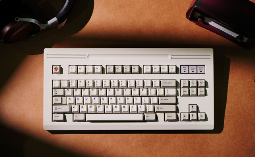 Introducing Class 80 &#8212;  a High-End Retro Mechanical Keyboard Bringing Top Notch Tactile Experience