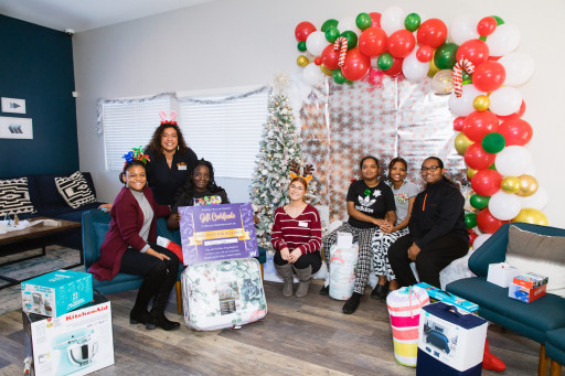 WWC gifts free rent to Phoenix family