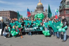 Volunteers from the Church of Scientology St. Petersburg, Russia, bring the truth about drugs to the people of their city.