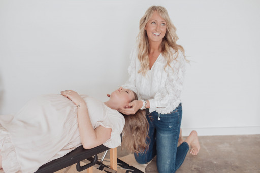 Dallas-based Chiropractor Dr. Courtney Gowin Opens The Nest to Give New Moms and Newborns a Successful Beginning