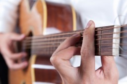Learn2PlayGuitars Launches New Guitar Lessons Portal
