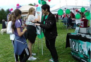      Vancouver Scientologists educate children and teens on what drugs are and what they do and encourage them to pledge to live drug-free.   