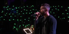 Maroon 5 live on The Voice 2016 with Xylobands LED Wristbands