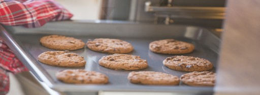 A Holiday Season That's Kinder to the Waistline