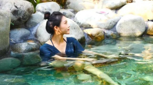 Magical Guizhou: A Hot Spring Culture Abounding for More Than 400 Years
