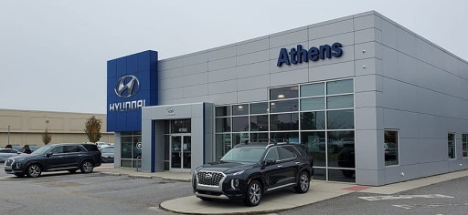 Pinnacle Mergers & Acquisitions Represents Sutherlin Automotive in the Sale of Sutherlin Hyundai of Athens