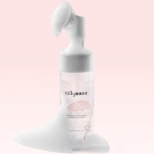 Macchiato Foaming Facial Scrubber by Callyssee