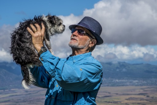 Ken Sutiak Is an Animal Lover Who Devotes His Time and Energy to Help Stray Animals