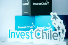 InvestChile Logo