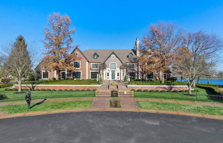 Expansive 30,000-Ft. Carmel, Indiana Mansion Lists for .9M