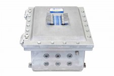 EPPB-1PH-120.240V-200AMB-12CKT-12X120.1P high res image 1
