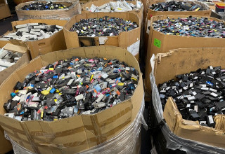 Non-recyclable printer cartridges