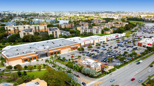 Brighton Capital Advisors Helps MG3 Group Secure Fontainebleau Park Plaza