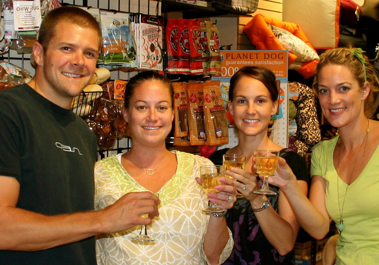 Metro Mutts DC Pet Store Announces Expansion To Capitol Hill Barracks