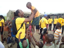 Scientology Volunteer Ministers provide relief in Burundi refugee camps