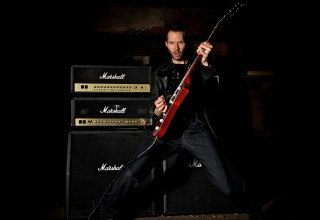 ArtistWorks Online Rock Guitar Teacher Paul Gilbert