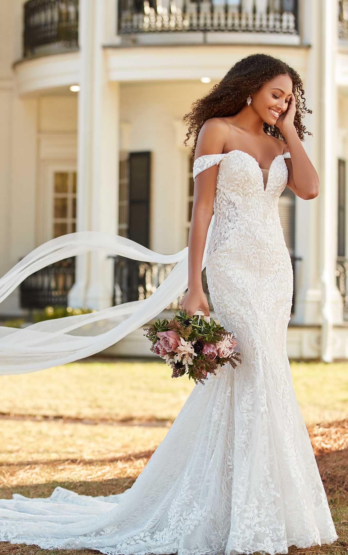 1633, Martina Liana, Fashion-Forward Leaf Lace A-Line Wedding Dress with  Off-the-Shoulder Blouson Sleeves