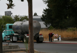 Illegal hauler connecting his water tanker to the hydrant at Dutton Rd SR