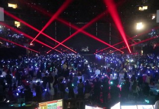 Xylobands and Lasers Light Up The Crowd at Corporate Event