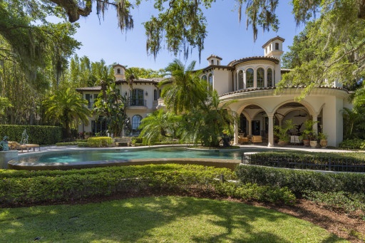 Casa Del Mondo in Winter Park listed by Alison Mosely