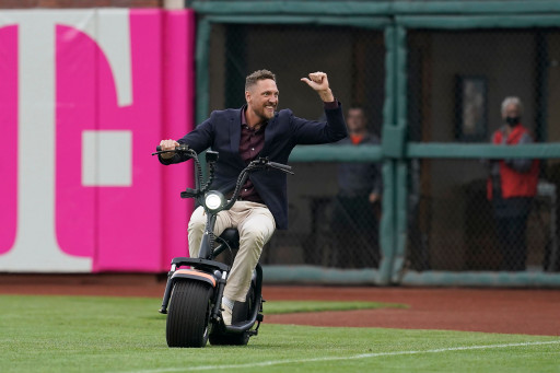 Hunter Pence to Keynote World United Nations Day and Blue Marble at San Jose City Hall Rotunda