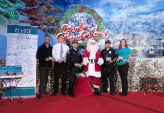 Santa joins the Foundation for a Drug-Free World and the LAPD to help people young and old live drug-free lives.