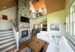 The Lake House Luxury Guest Cottages Bring Upscale Modern Family ...