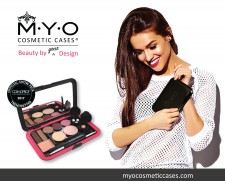 MYO Cosmetic Clutch
